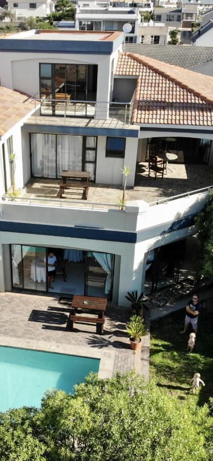 Alabaster Box Guesthouse Langebaan Exterior photo